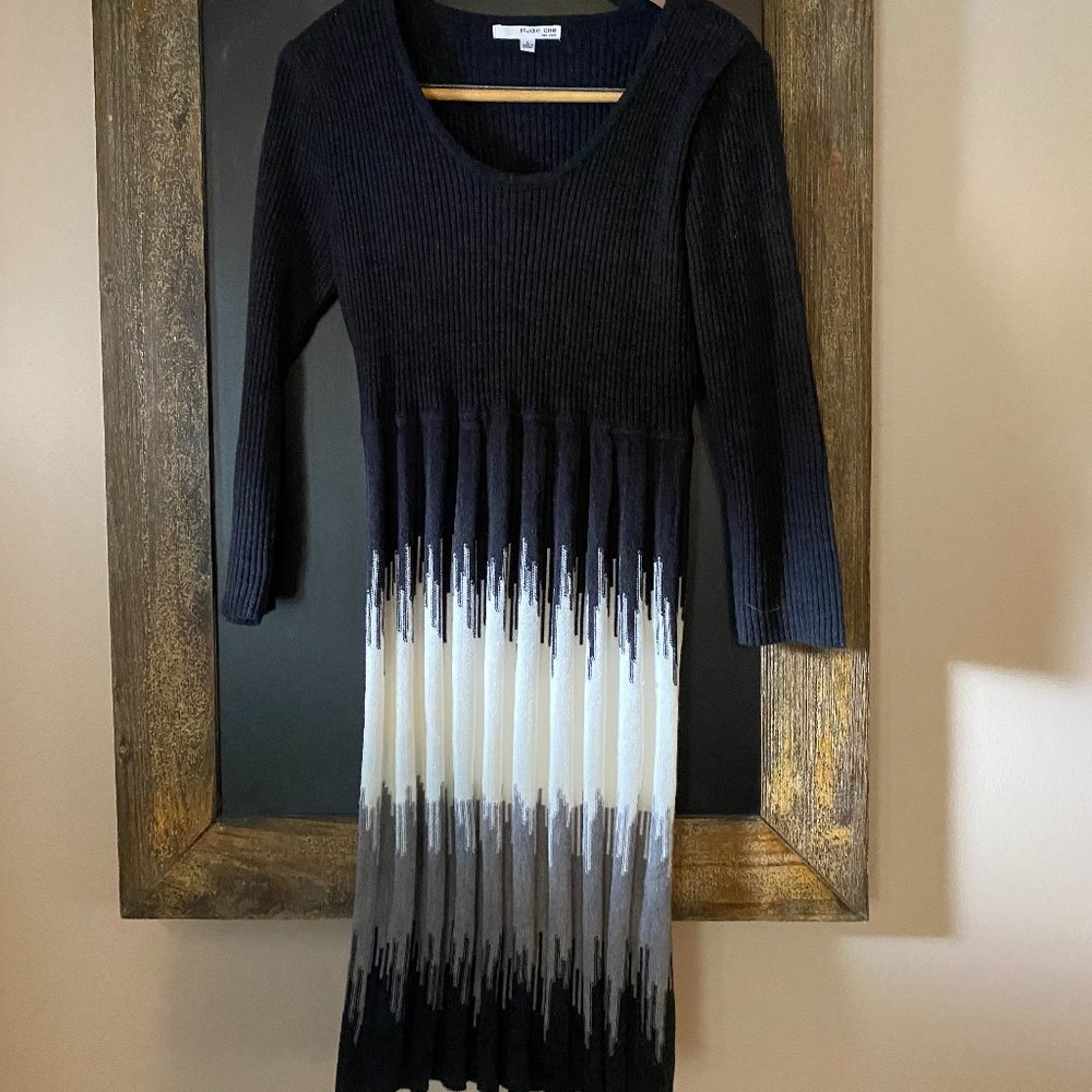 Studio One Color Block Sweater Dress Sz. L